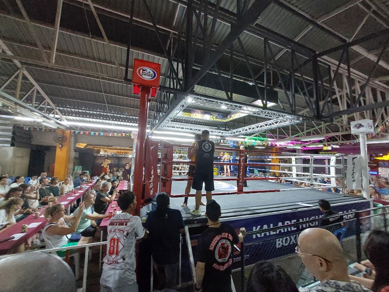Thai boxing Fight - Kalare nightbazzar Boxing stadium