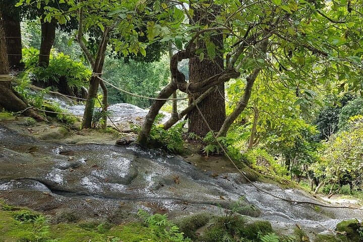 Experience Sticky waterfall